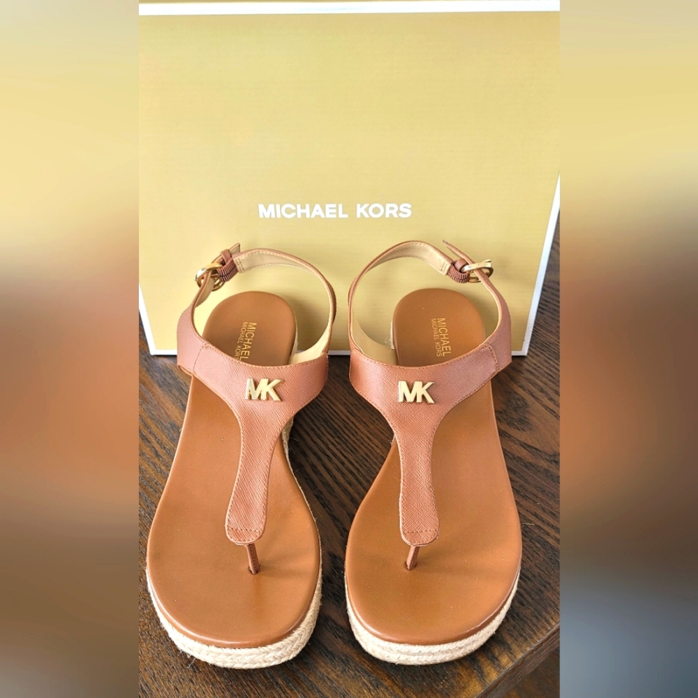 Michael Kors Laney Thong Wedge Sandal Size 9 NWB
